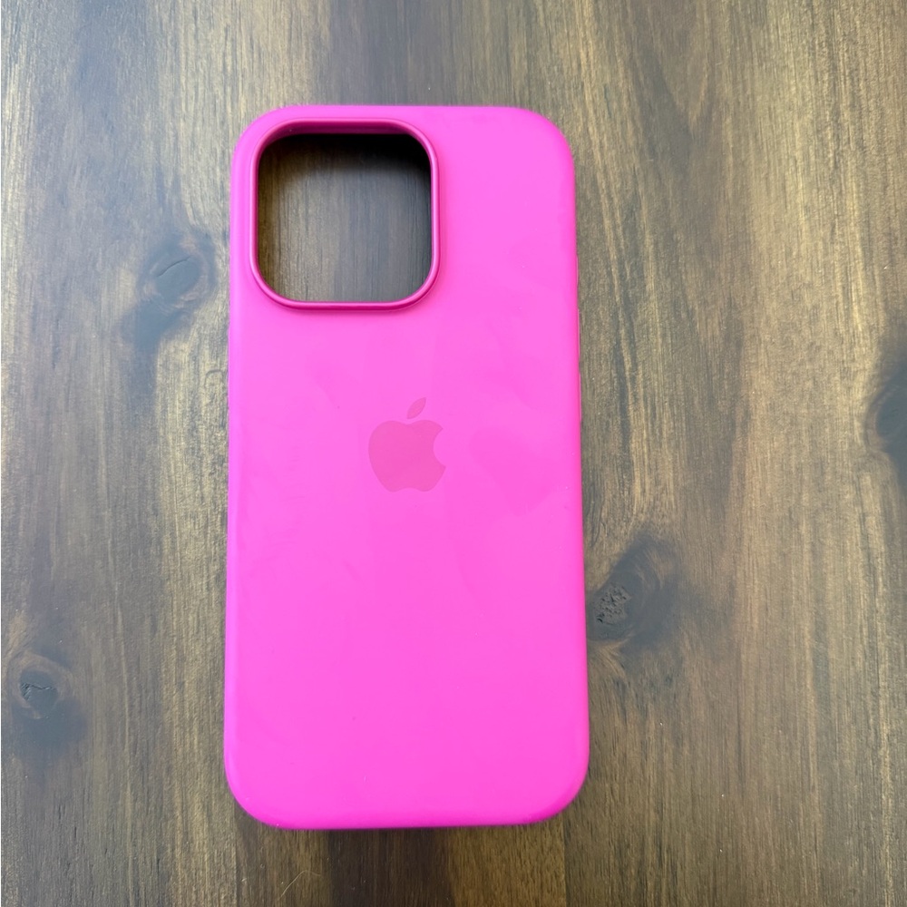 Apple fuchsia Silicone Case